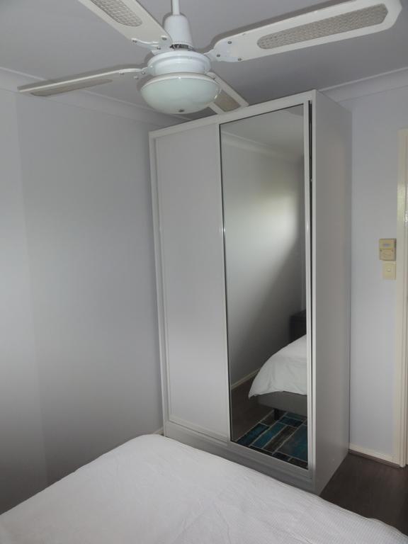 Prime Location & Spacious Adelaide Exterior photo
